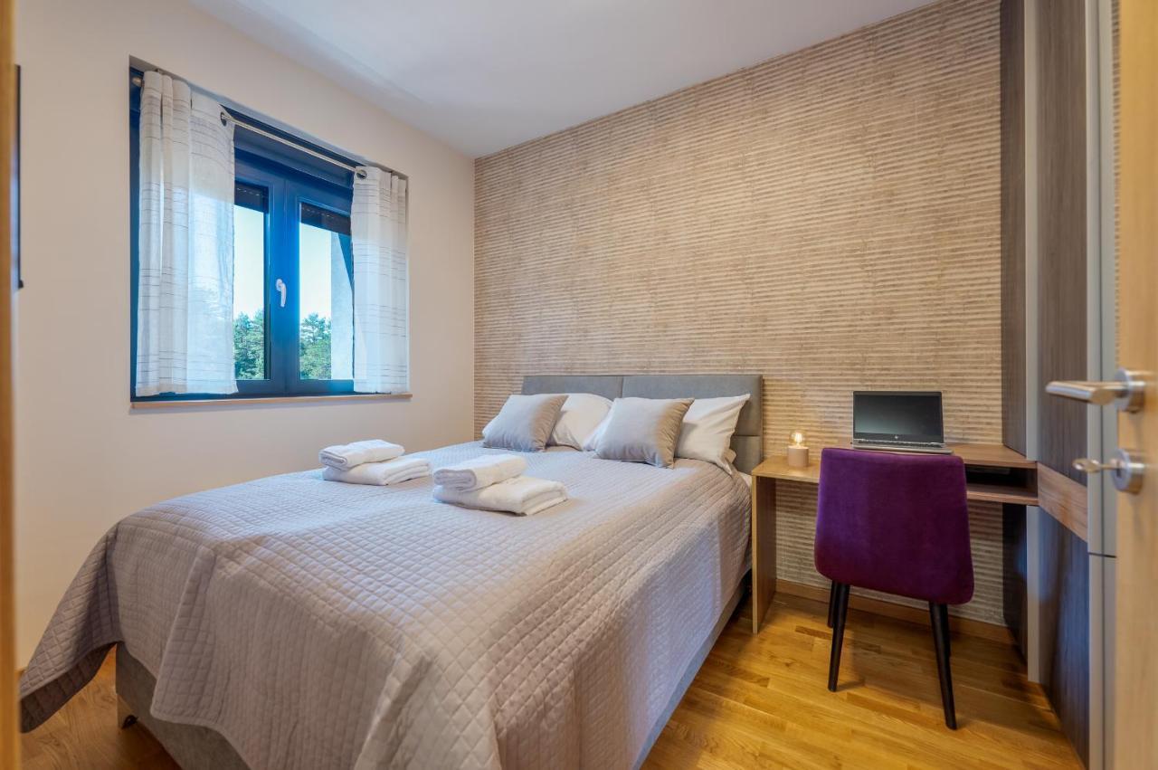 זלאטיבור Apartman Enjoy מראה חיצוני תמונה